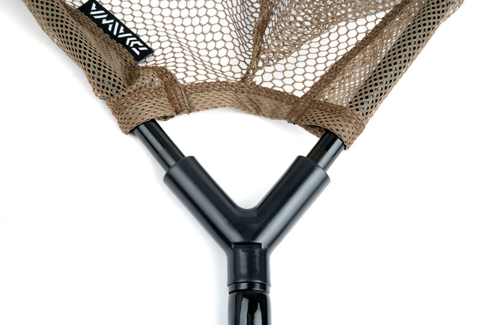 New Daiwa Black Widow Landing Net & Handle - 1.8m - 42" / 1pc - Telescopic