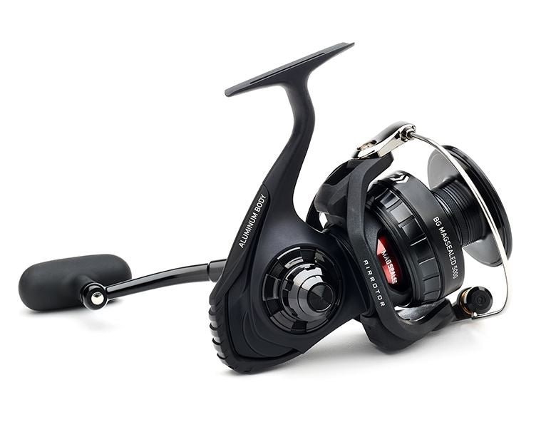 Daiwa BG Mag Sealed Saltwater Spinning Reels / Fixed Spool - All Sizes