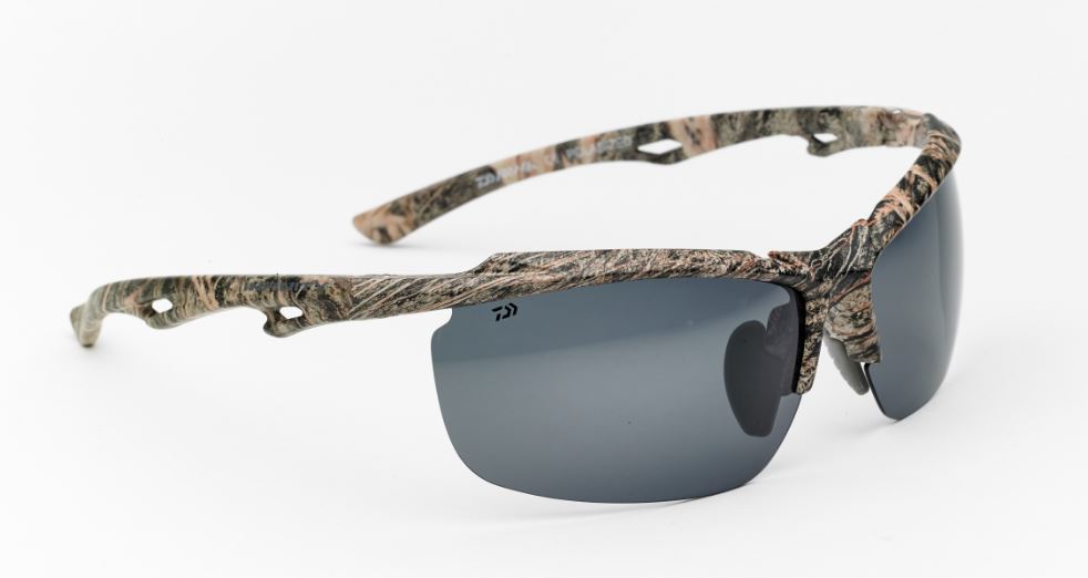 New Daiwa Infinity Camo Polarized Sunglasses - Case & Lanyard - Choice of Styles