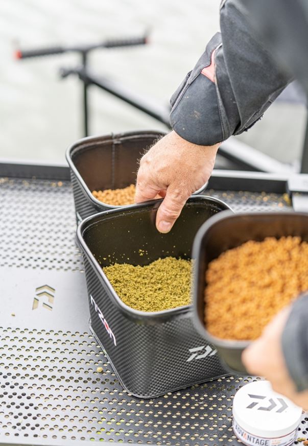 New Daiwa N'ZON EVA Stacking Bait Boxes - 2, 4, or 6 Pint - NZEVASB