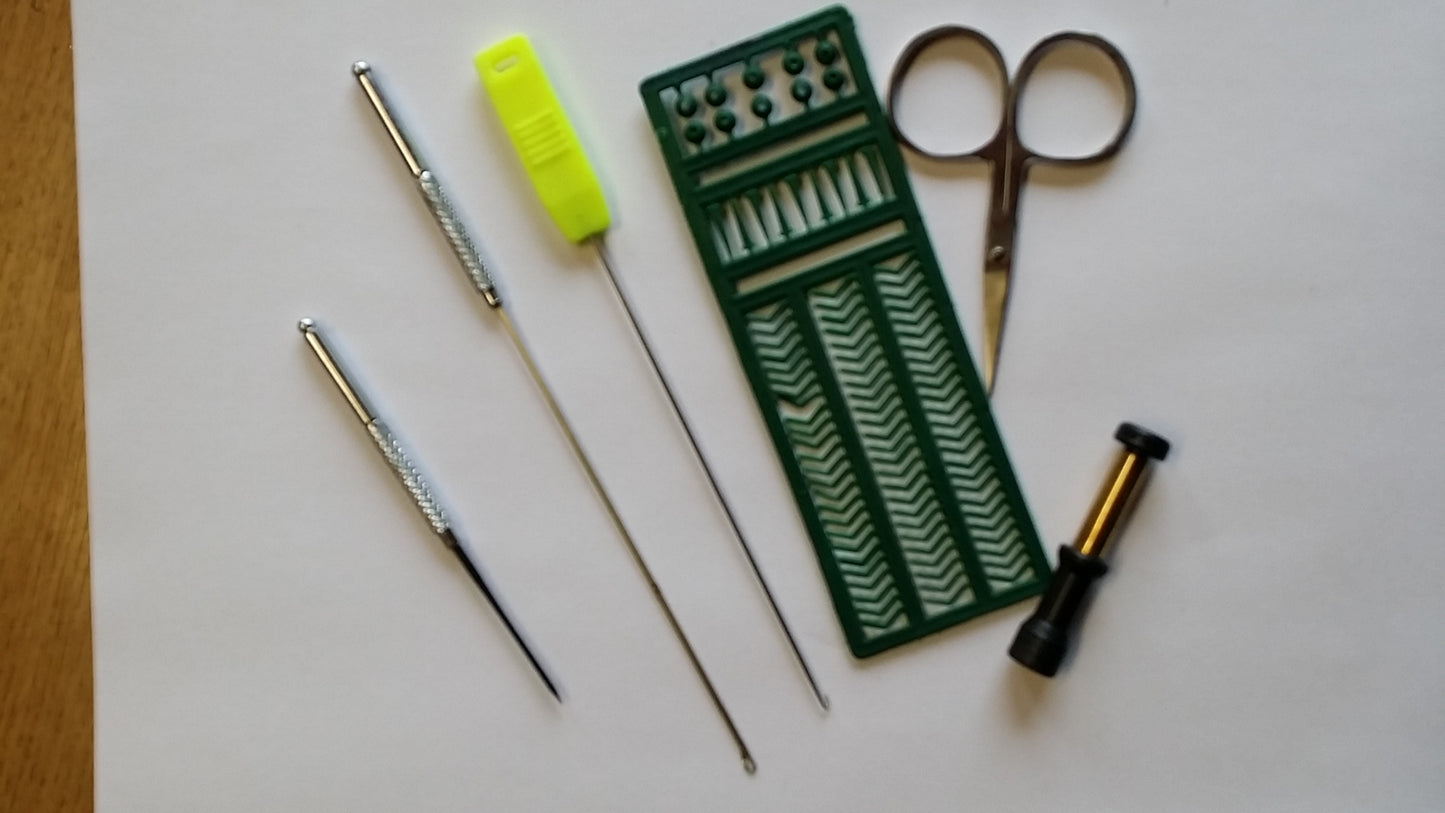 6 Piece Carp Coarse baiting tool kit Hook needle Bait punch Scisssors Hair stops