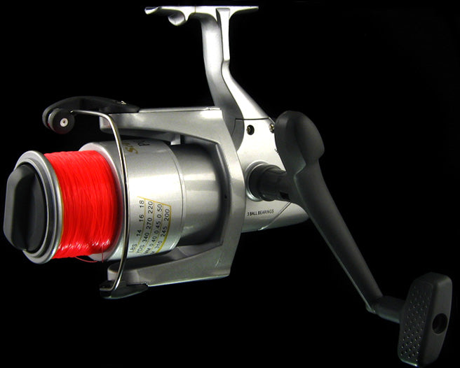 SEA FISHING BEACHCASTER PIER BEACH PC600 FIXED SPOOL REEL + 20lb LINE ...