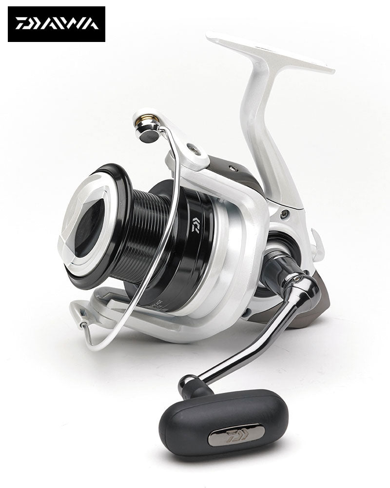 New Daiwa Shorecast 25A Bass / Surf Fishing Reel Model No. SC25A